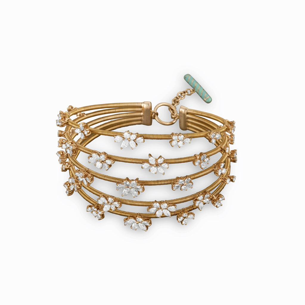 diamond and gold bridal bangle pair at Neelkanth gold and Diamonds Bangalore